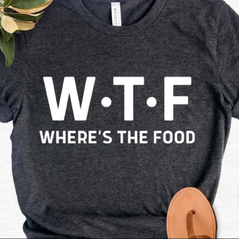 - - - Cute 🥰 Women 👕 t-shirt - Picture 1 of 3